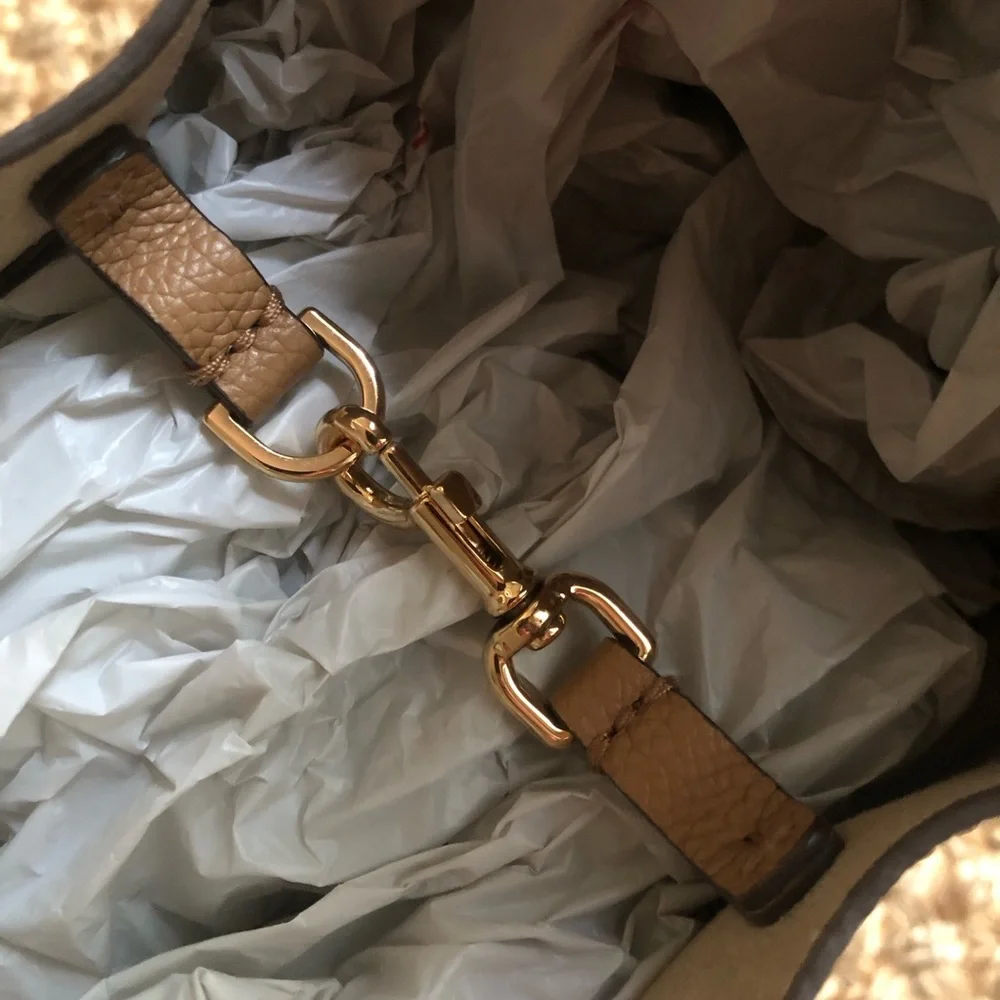 Tory Burch Small Hobo Bag in Tiramisu.